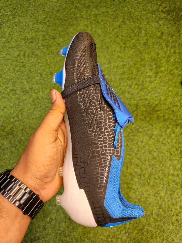 Adidas Predator Black And Blue Color Tongue  - 6