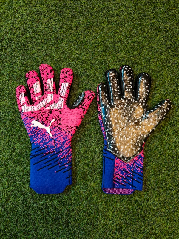 Match Gloves Pink And Blue Colour - 8