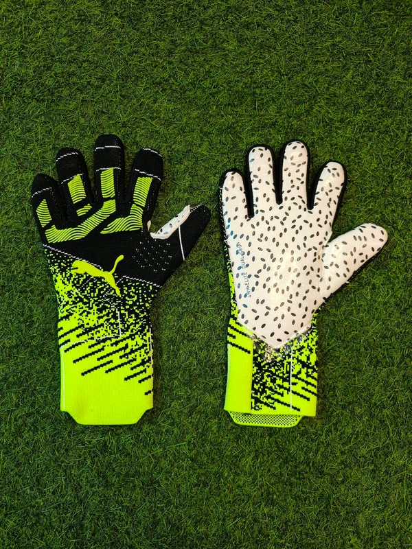 Match Gloves Green Colour - 8