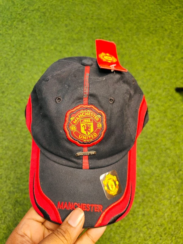 Manchester United Black And Red Colour Cotton Cap