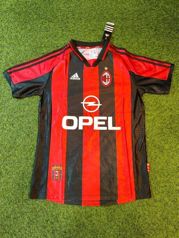 Retro AC Milan Home 1998-99 Half Sleeve - M