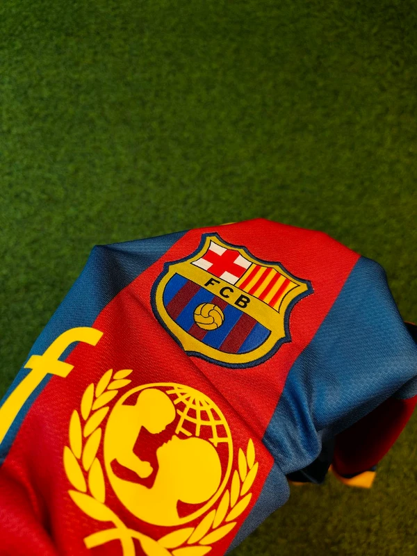 Retro Barcelona 2010 Home Jersey - S