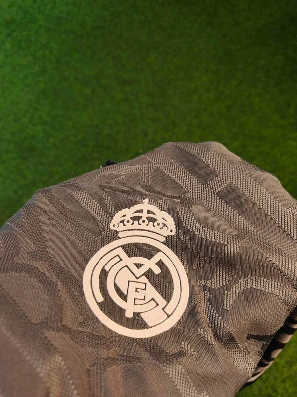 Real Madrid Player Edition 24/25 3rd Kit - S