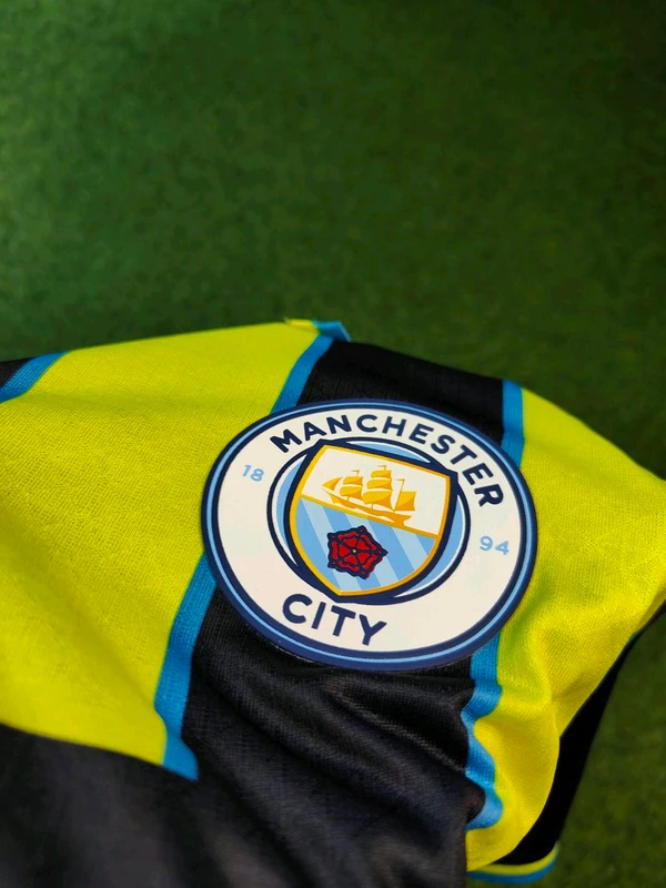 Manchester City 24/25 Player Edition Away Kit - M