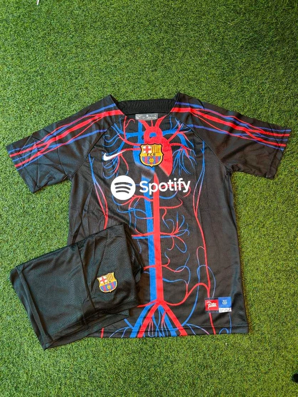 Barcelona X Patta Fan Edition Set 23/24 - S