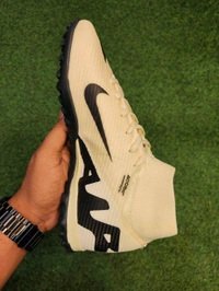 Mercurial Vapor 15 Cream Colour Turf/Asto - 6.5