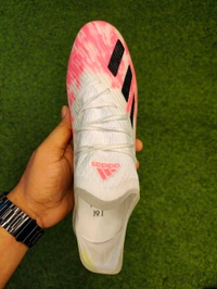 X 19 White And Pink Colour Low Ankle - 8