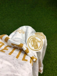 Madrid White Gold Fan Edition Set - M