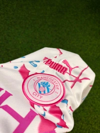 Manchester City White And Pink Colour Fan Edition Set  - S