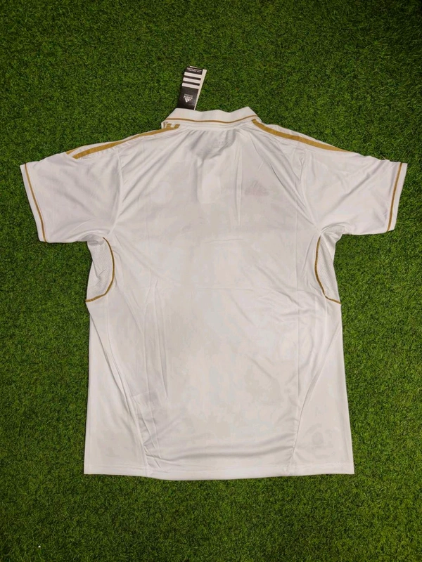 Retro Madrid 2011-12 Home Half Sleeve - XL