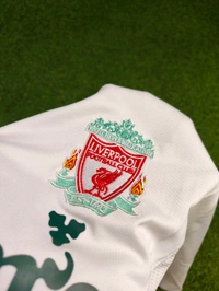 Retro Liverpool 2006-07 Away Half Sleeve  - M