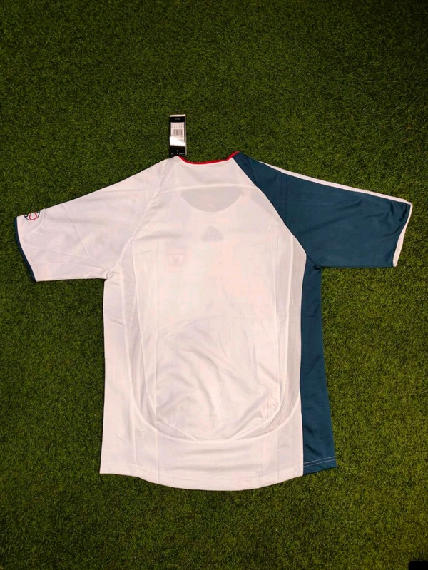 Retro Liverpool 2006-07 Away Half Sleeve  - L