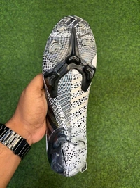 Mercurial Vapor 13 Elite MDS White And Black Colour High Ankle With Less - 7