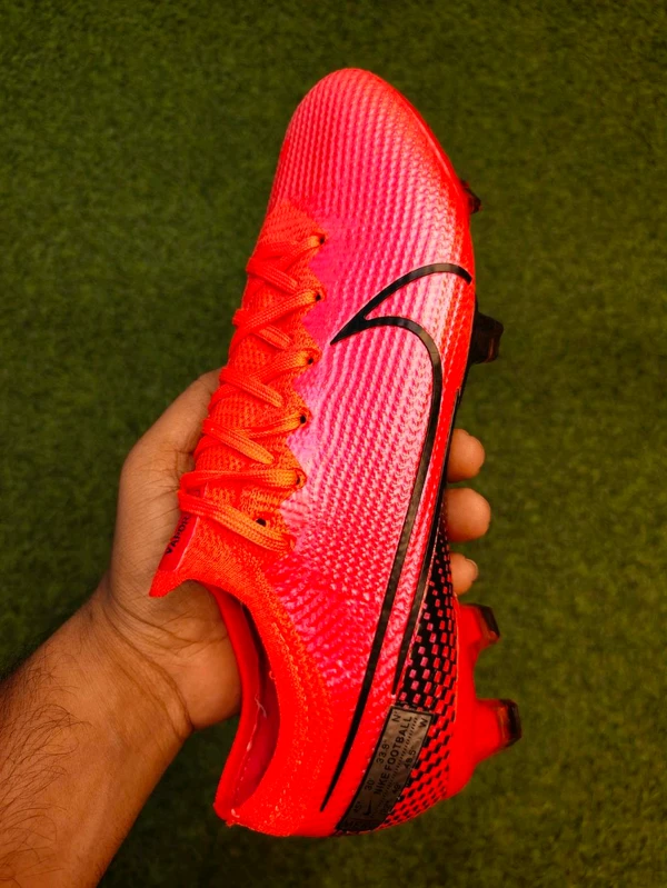 Mercurial Vapor 13 Superfly Red Colour Low Ankle With Less - 5.5