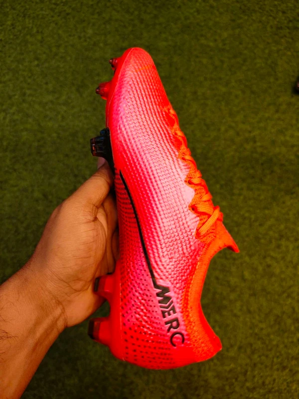 Mercurial Vapor 13 Superfly Red Colour Low Ankle With Less - 5.5