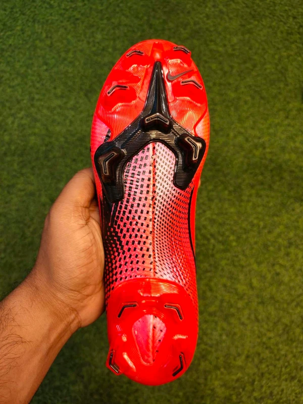 Mercurial Vapor 13 Superfly Red Colour Low Ankle With Less - 5.5