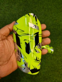 Small Size Shin Guards Graphics Design (1 Pis) - Yellow