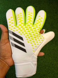 Predator White And Light Green Colour Match Gloves  - 8