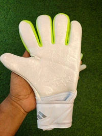 Predator White And Light Green Colour Match Gloves  - 8