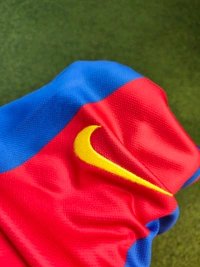 Retro Barcelona 2004-05 Home Jersey - XL