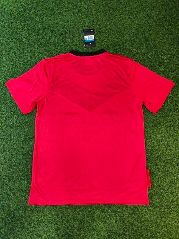 Retro Manchester United 2009-10 Home Jersey - M