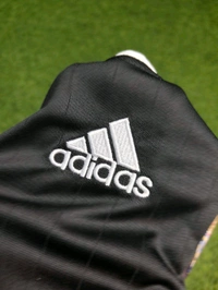Retro Madrid 2006-07 Away Jersey - M