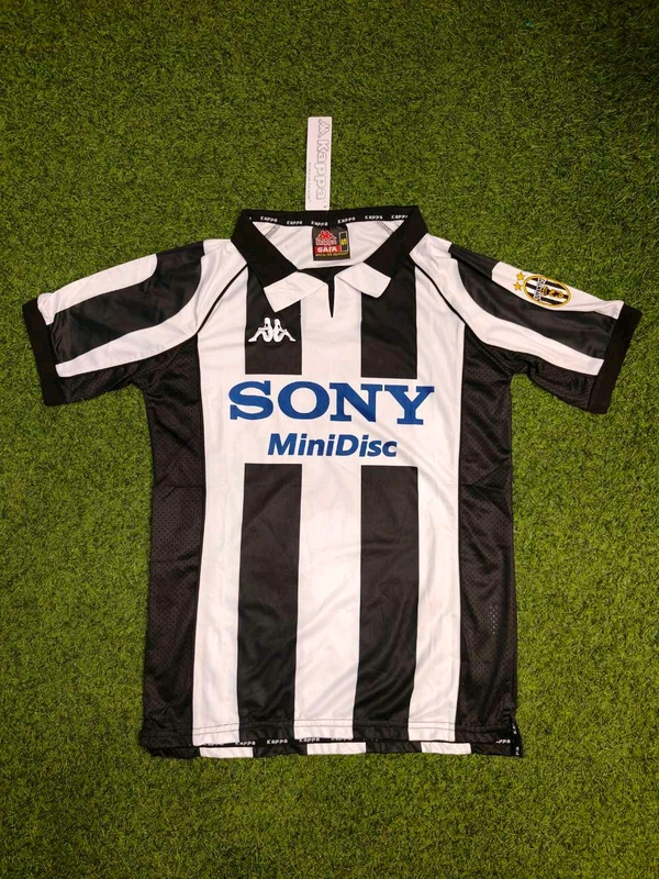 Retro Juventus Fc 1997-98 Home Jersey  - S