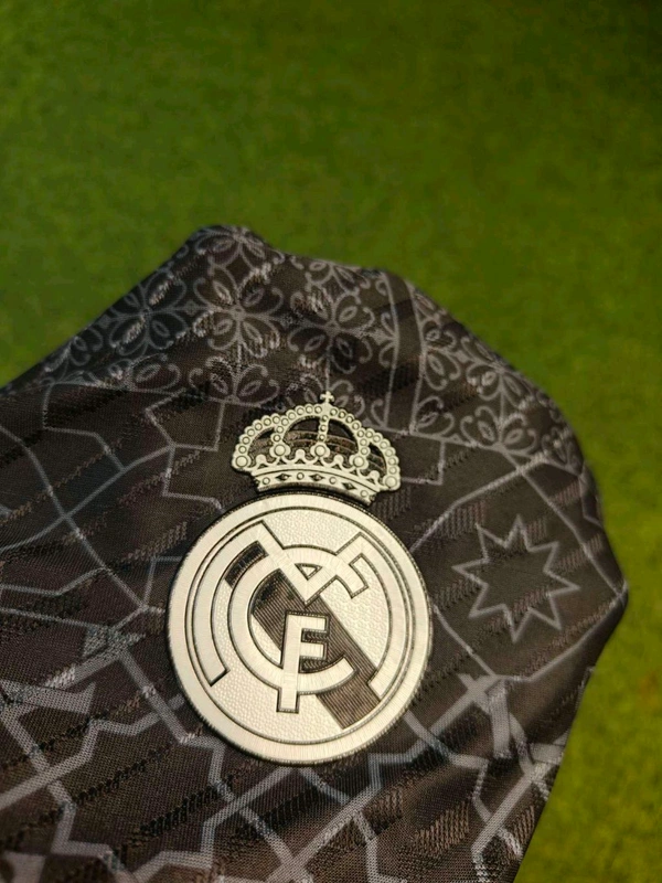 Madrid 24/25 Special Kit Player Edition - S