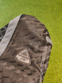 Madrid 24/25 Special Kit Player Edition - L