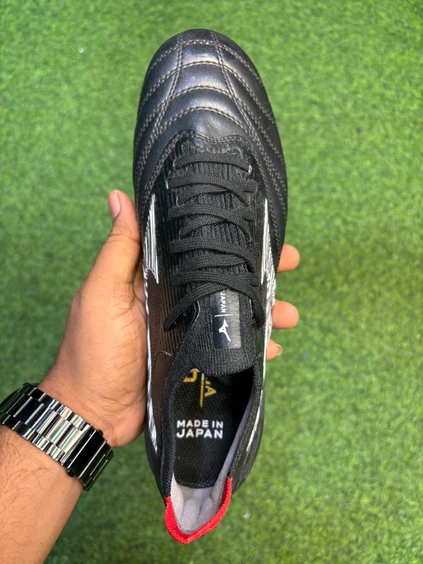 Mizuno Neo Black Colour With Less  - 6.5
