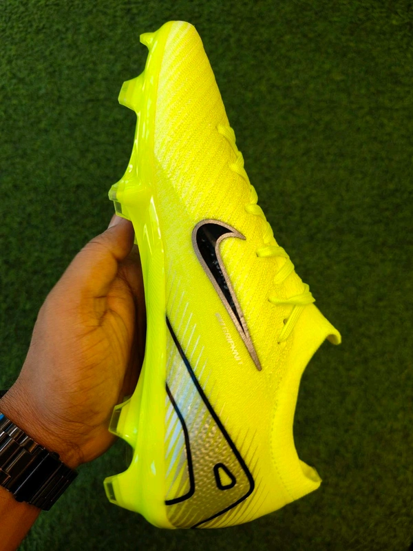 Mercurial Vapor 16 Light Green With Less - 4.5