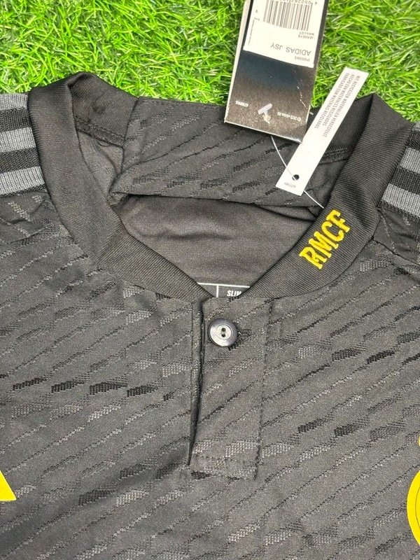 Madrid 23/24 3rd Kit Player Edition Half Sleeve  - S