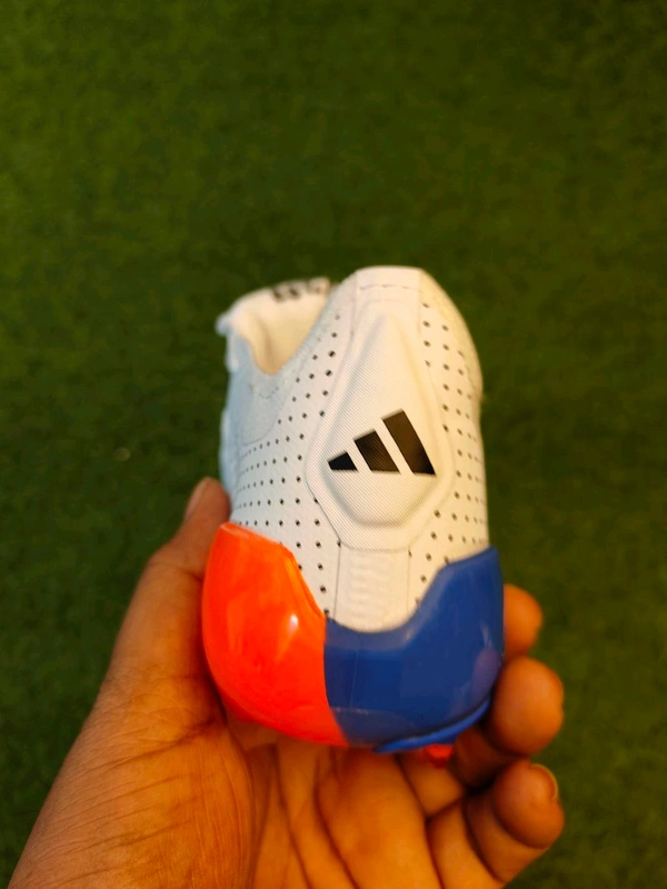 Predator Foldover Elite White And Blue Colour Mix - 7.5