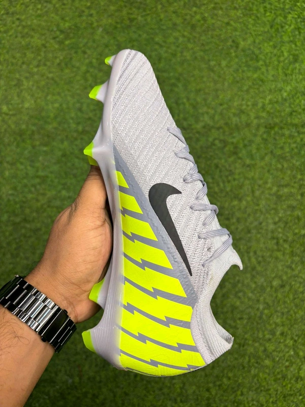 Mercurial Vapor 16 Grey And Green Colour With Lace - 5.5