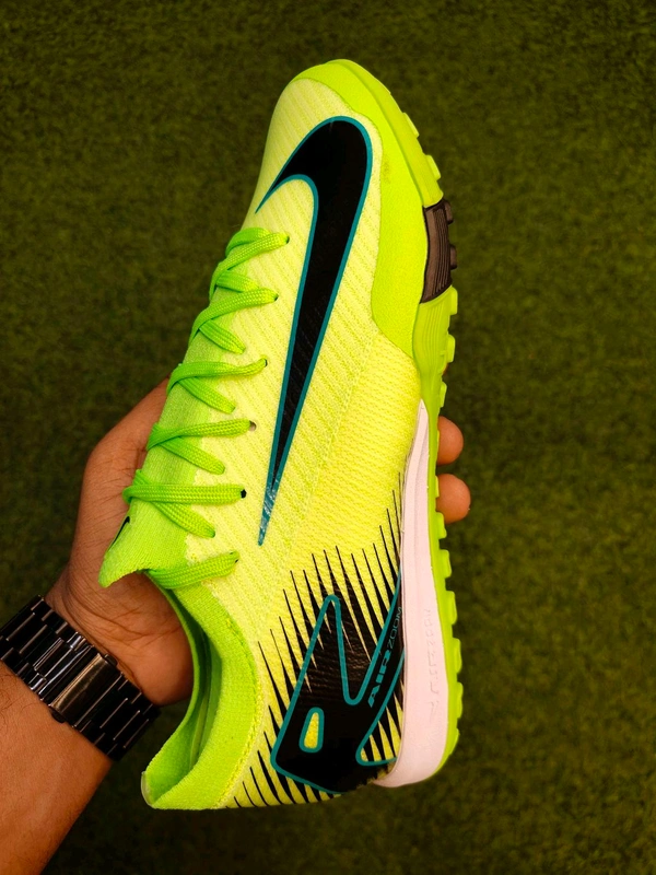 Mercurial Vapor 16 Light Green Astro/Turf - 6