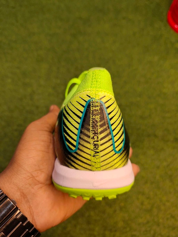 Mercurial Vapor 16 Light Green Astro/Turf - 6