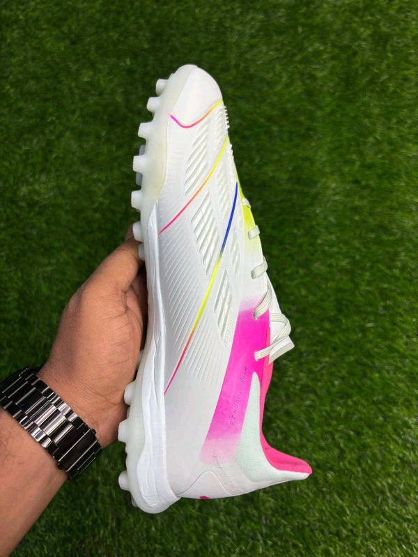 Predator Elite Pink Colour Astro/ Turf With Lace  - 7.5