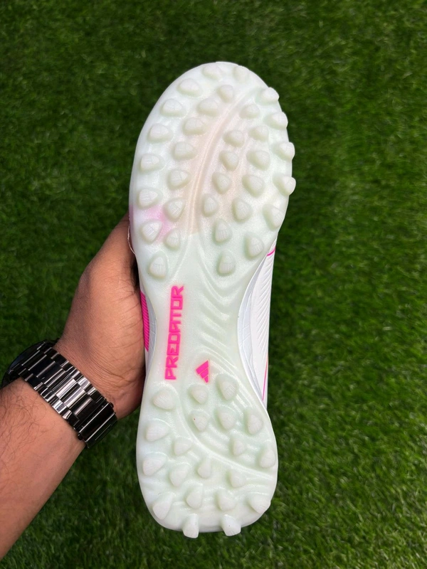 Predator Elite Pink Colour Astro/ Turf With Lace  - 9