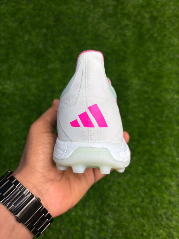 Predator Elite Pink Colour Astro/ Turf With Lace  - 9