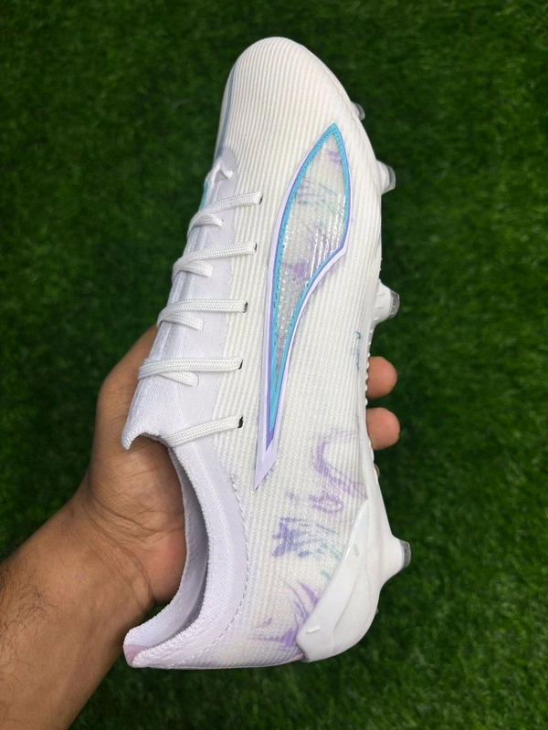 Ultra White Colour With Lace - 7.5