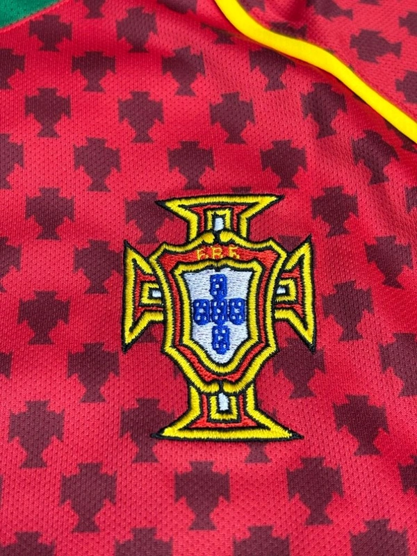 Portugal 2004 Home Retro Jersey - L