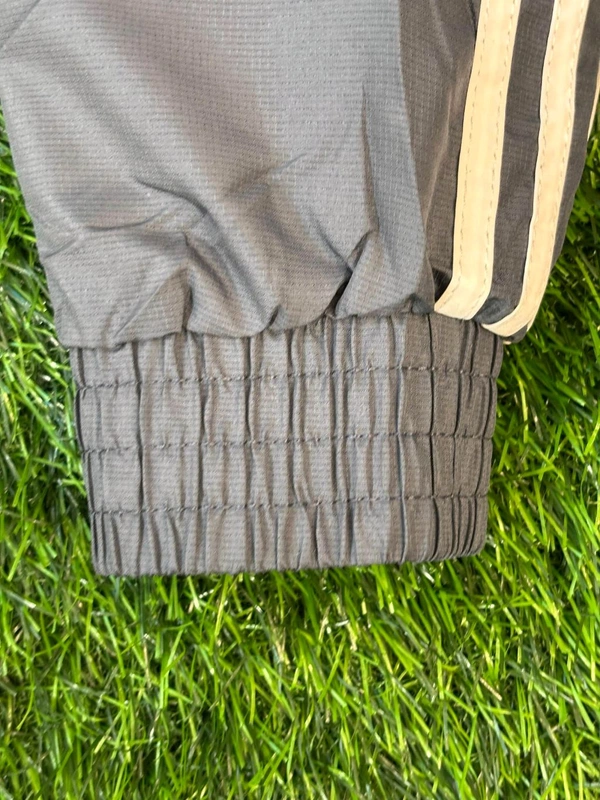 Madrid Gray Colour Track Top - L