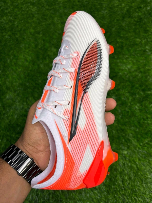 Ultra Ultimate White And Orange FG With Lace  - 6.5