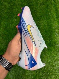 Mercurial Vapor 16 Elite Low Top CR7 Edition FG - 7.5