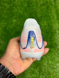 Mercurial Vapor 16 Elite Low Top CR7 Edition FG - 7.5