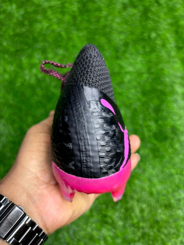 Future 7 Pro FG Boot Black With Lace  - 6