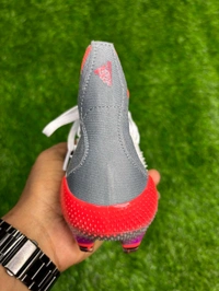 Predator Freak White High Top FG  With Lace FG - 8