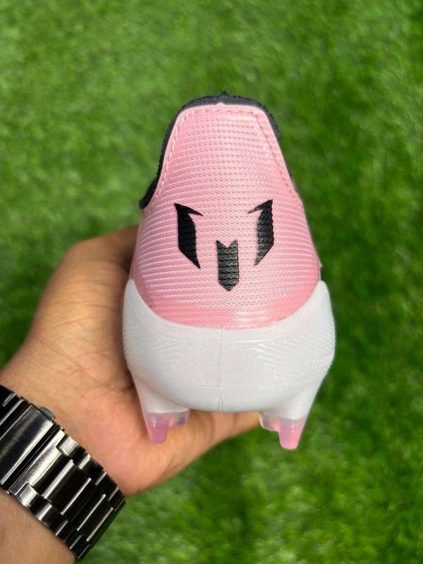 F50 Pink Messi Edition With Lace  - 7.5