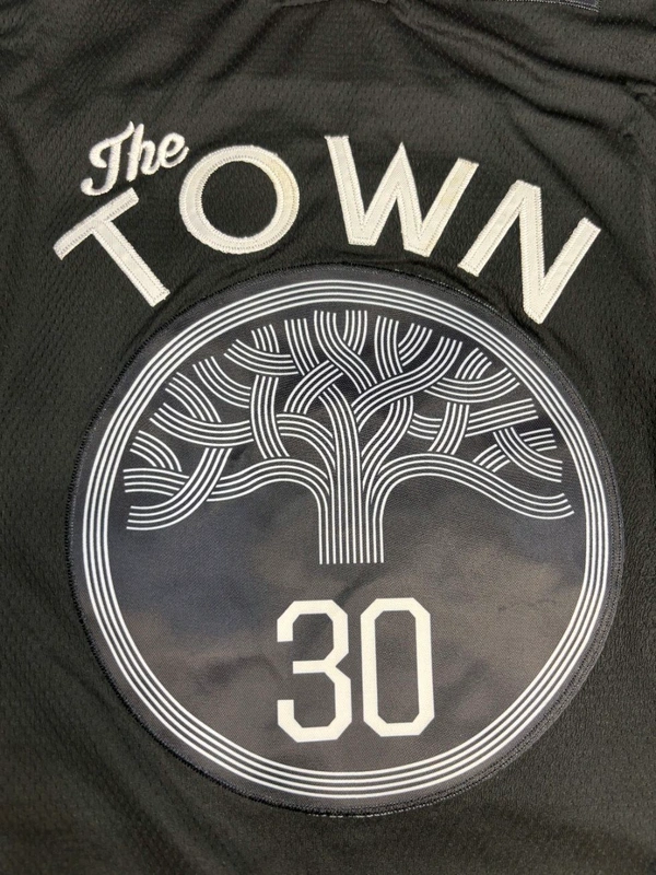 NBA The Town Black - CURRY 30 - S