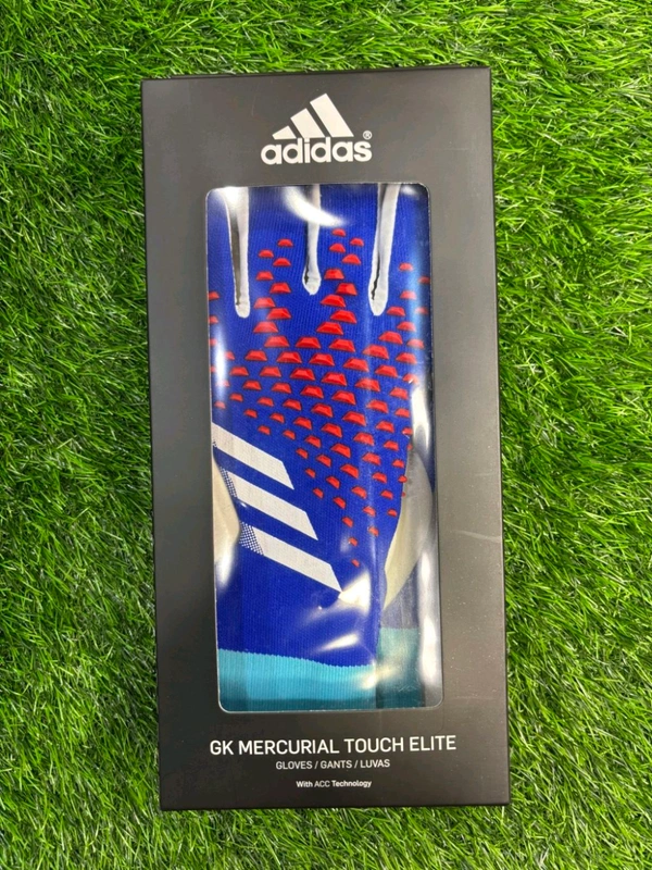 Predator White And Blue GK Gloves  - 9